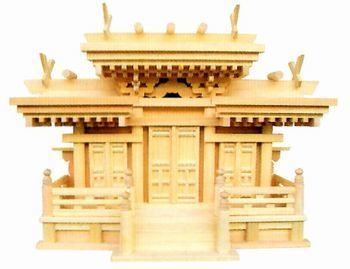 マスク組付屋根違い三社・中・唐戸（ひのき）.jpg